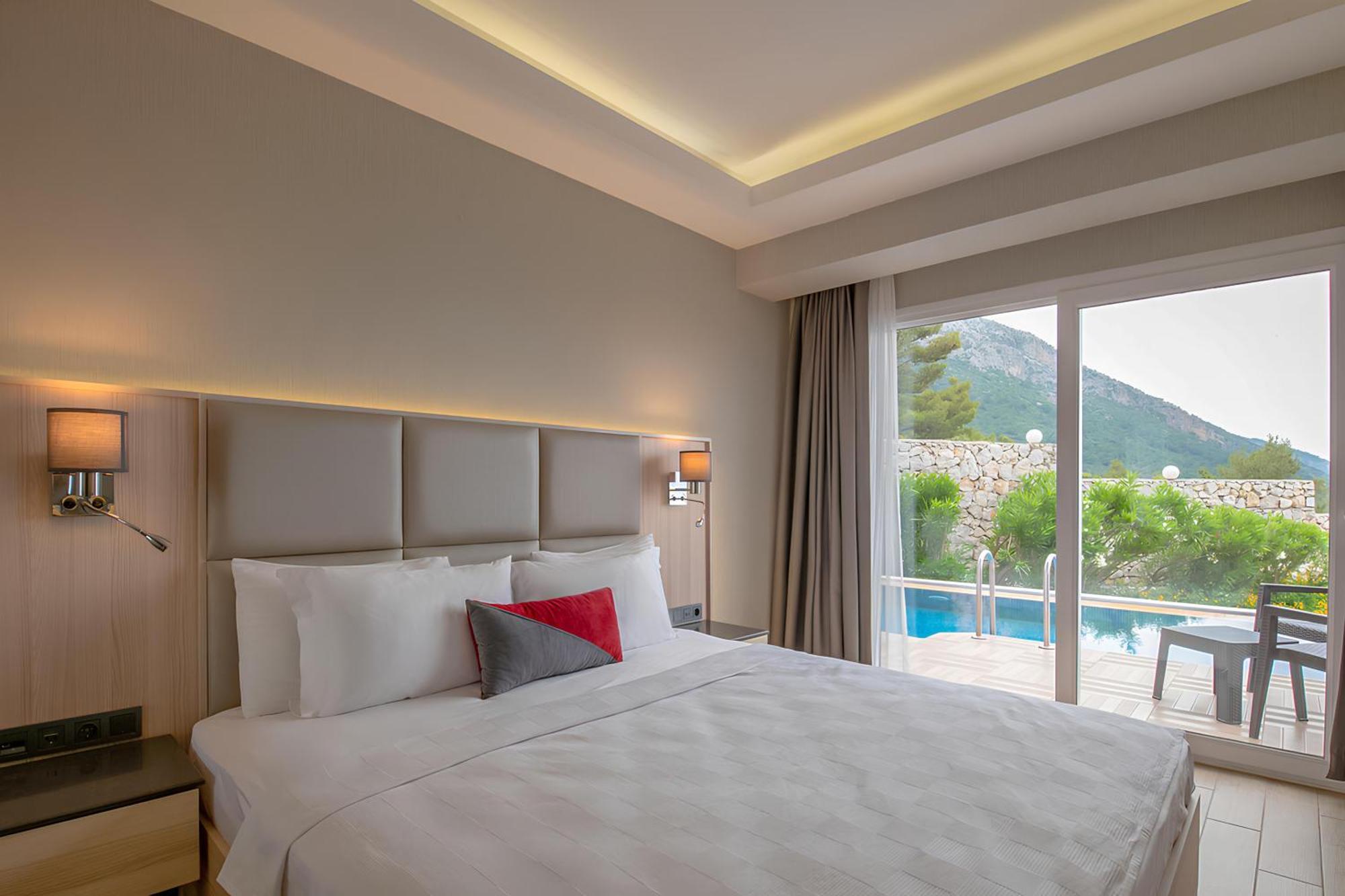 Hotel Ramada By Wyndham Fethiye Oludeniz Adult Only Exteriér fotografie