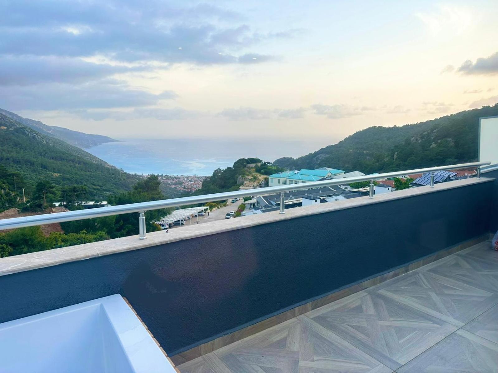 Hotel Ramada By Wyndham Fethiye Oludeniz Adult Only Exteriér fotografie