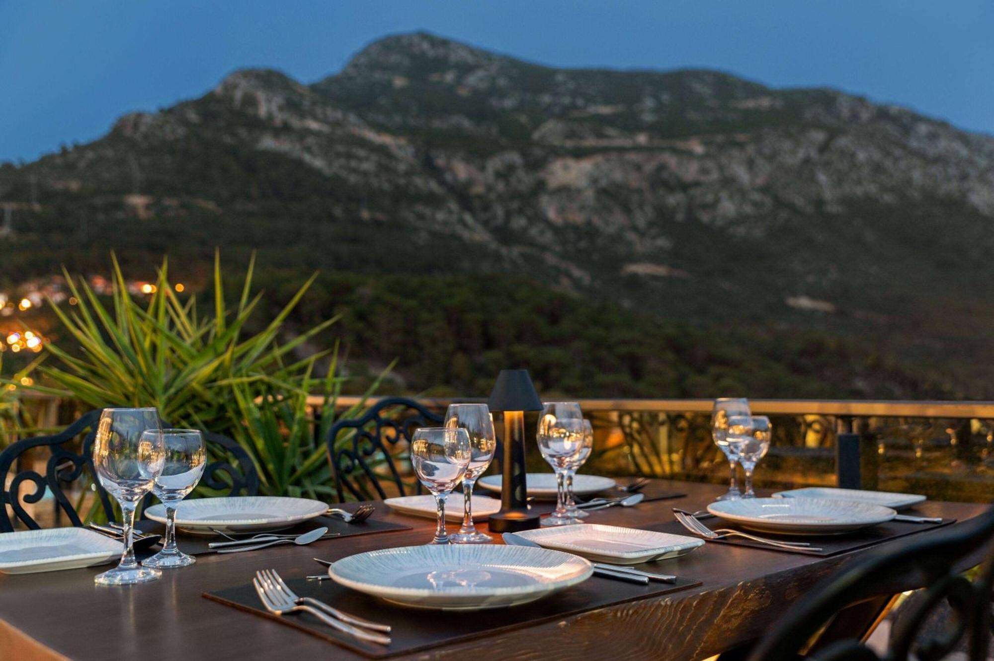 Hotel Ramada By Wyndham Fethiye Oludeniz Adult Only Exteriér fotografie